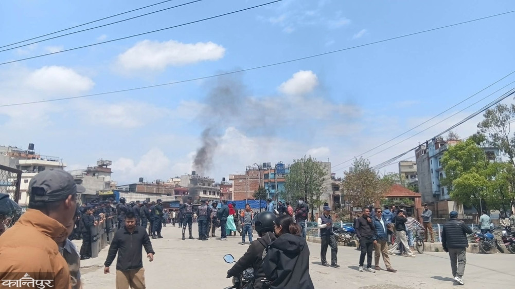 UML cadres assault journalists who went to report