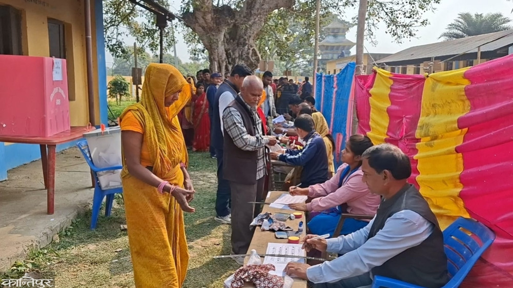 Peaceful voting in Siraha, turnout around 65 percent