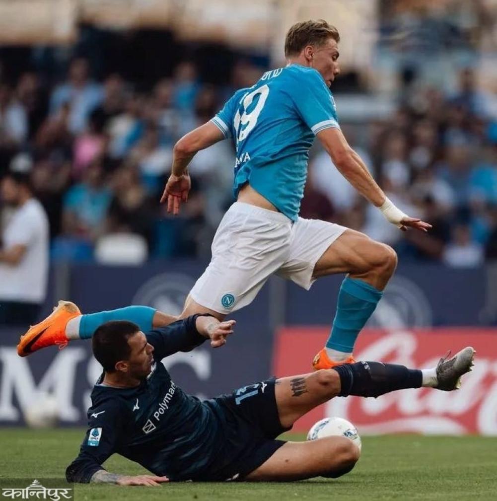 Napoli defeated by Lazio
