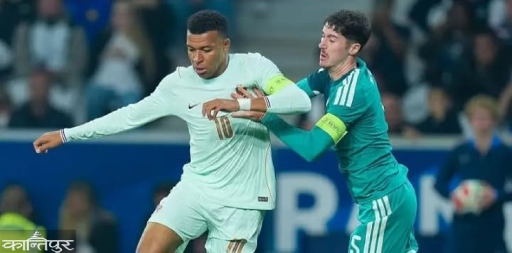 Olis hat-trick leads France to victory