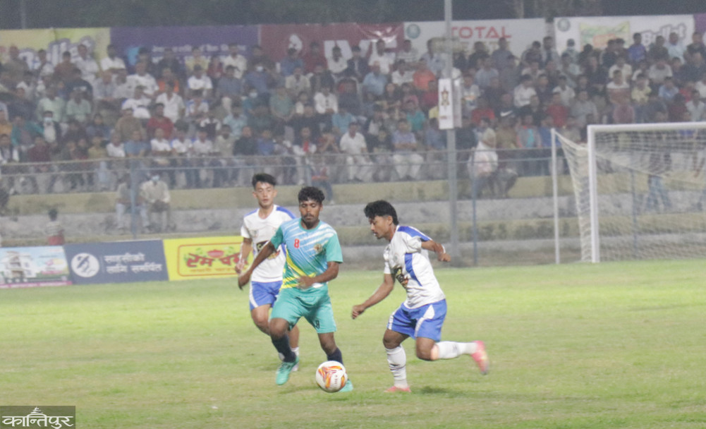 In the semifinals on the first appearance