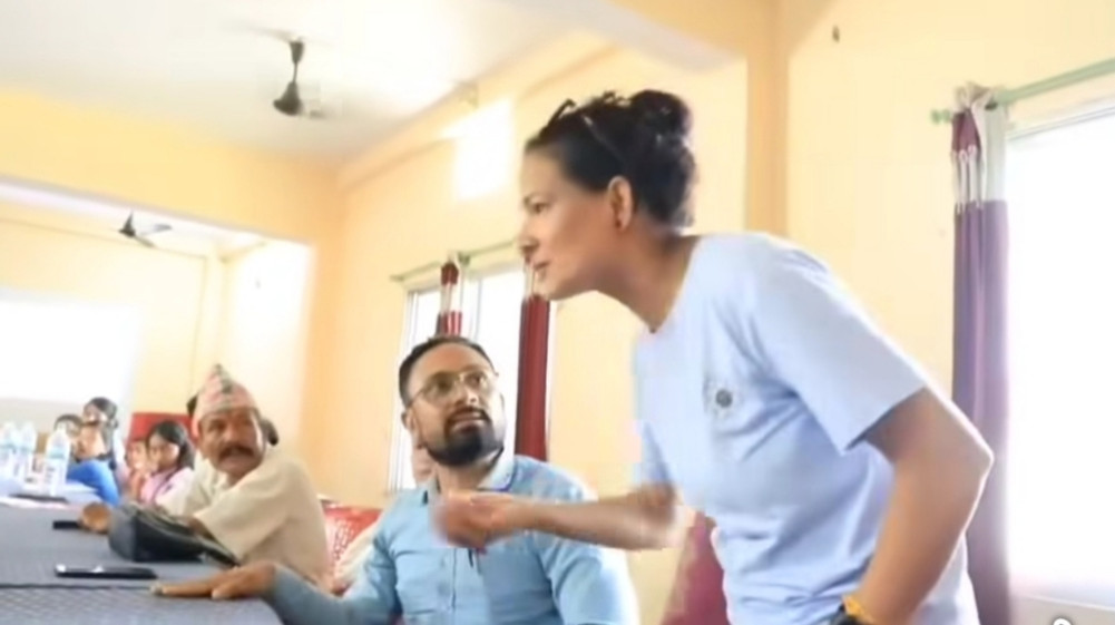 Journalist who assaulted ward chair suspended by Federation of Nepali Journalists