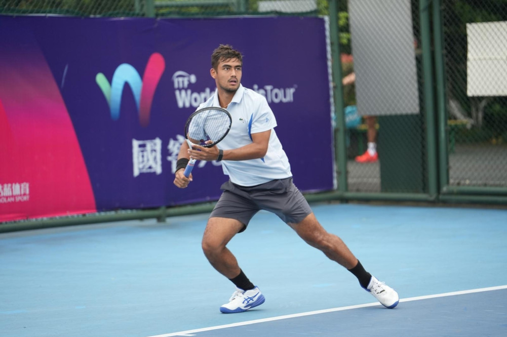 Abhishek wins two matches at Luzhou Open