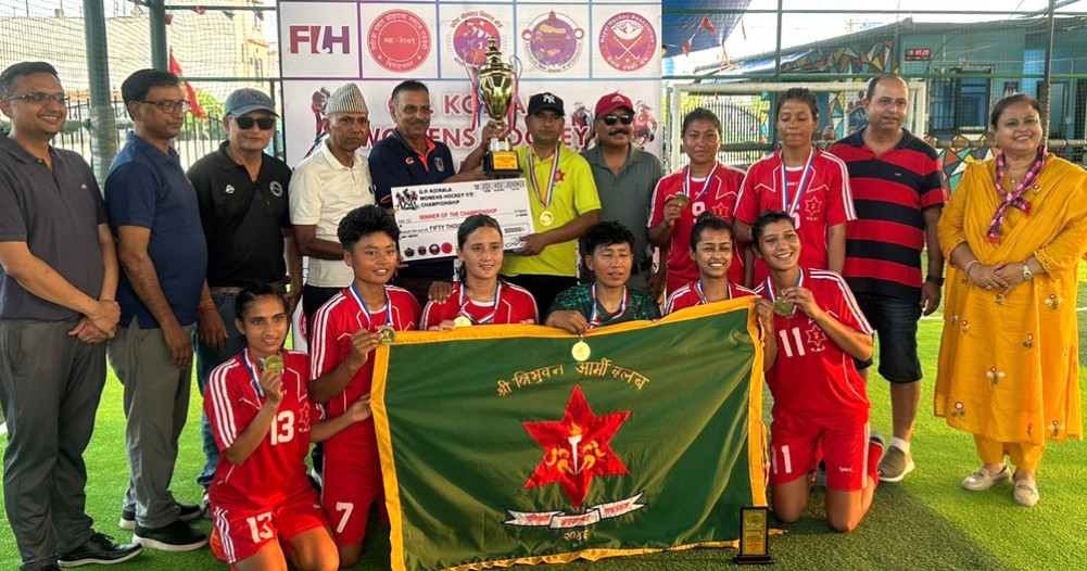 Army wins women's hockey title