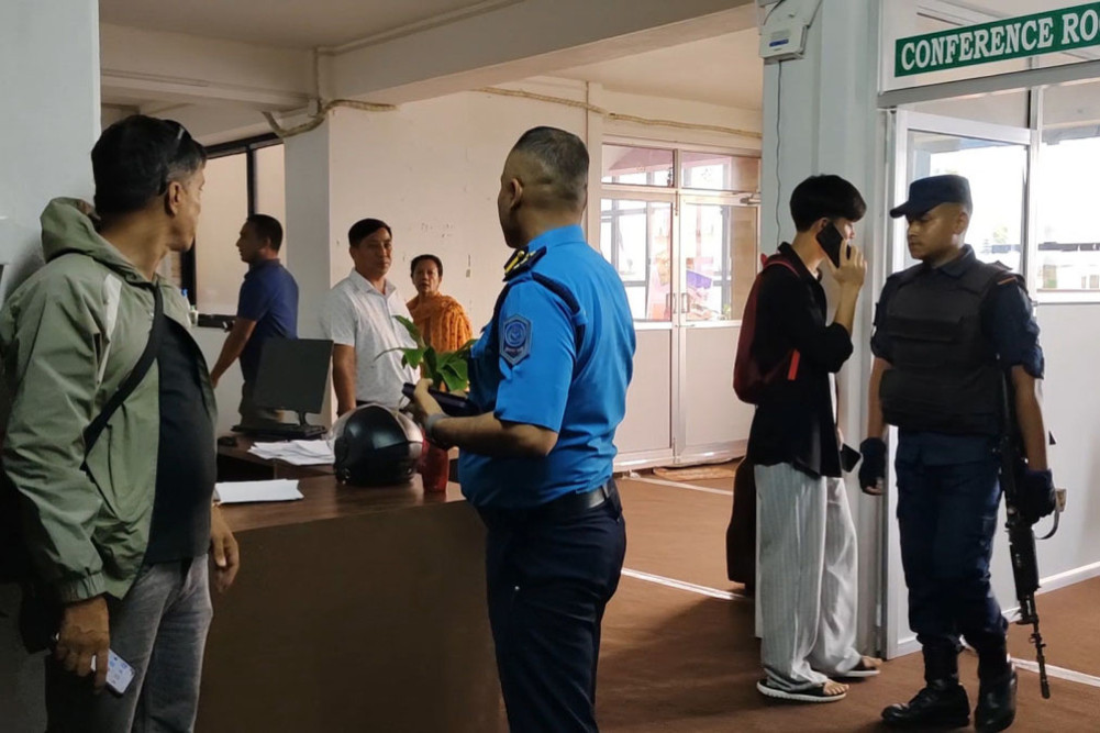 Fraud under the pretense of taking people abroad, two OSIS operators arrested