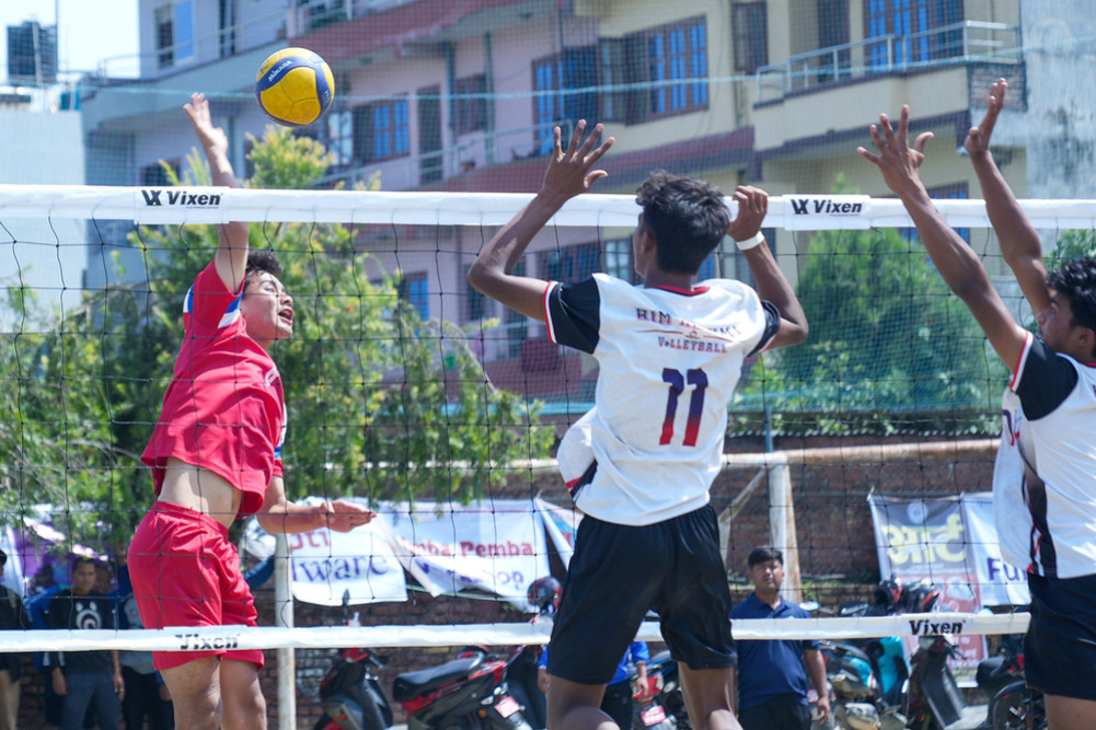 Laligurans and Himarshmi advance to volleyball semifinals