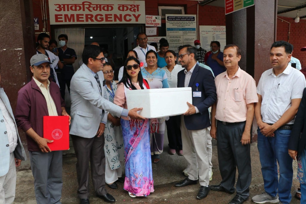 Kathmandu Metropolitan City provides 1,800 vials of anti-rabies vaccine to Shukraraj Tropical Hospital