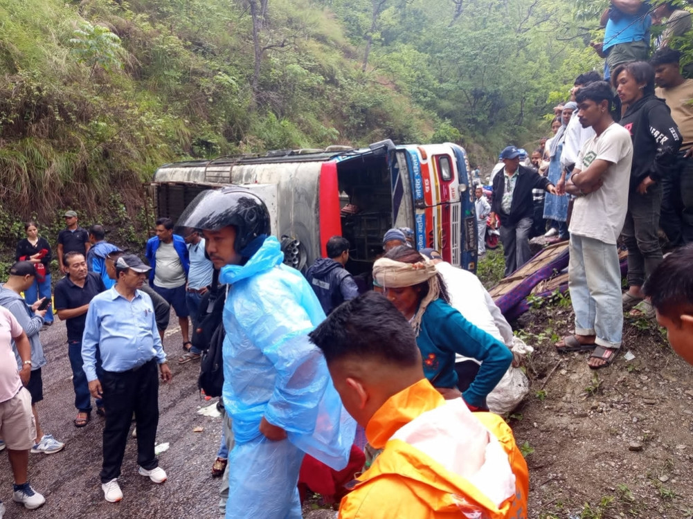 10 injured in bus accident in Dhankuta's Cyangchangbari