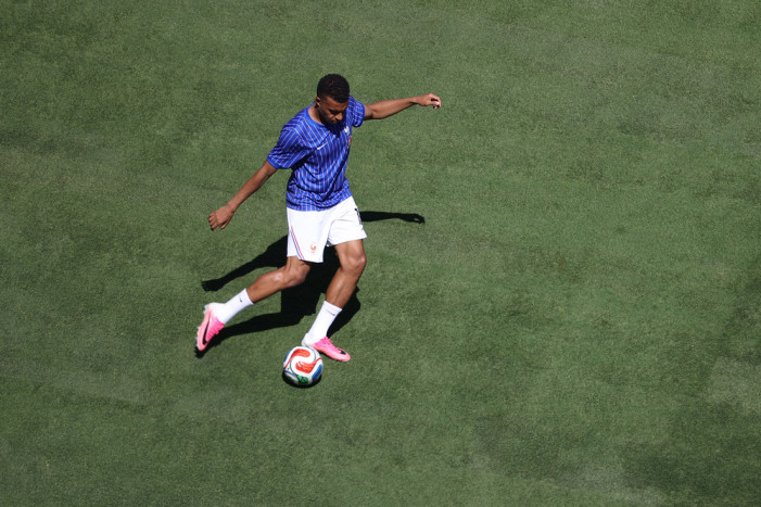 Mbappe has 12 goals in the World Cup