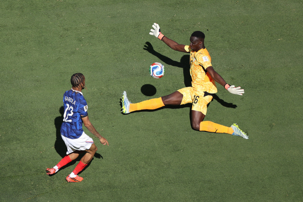 France takes 2-goal lead against Senegal