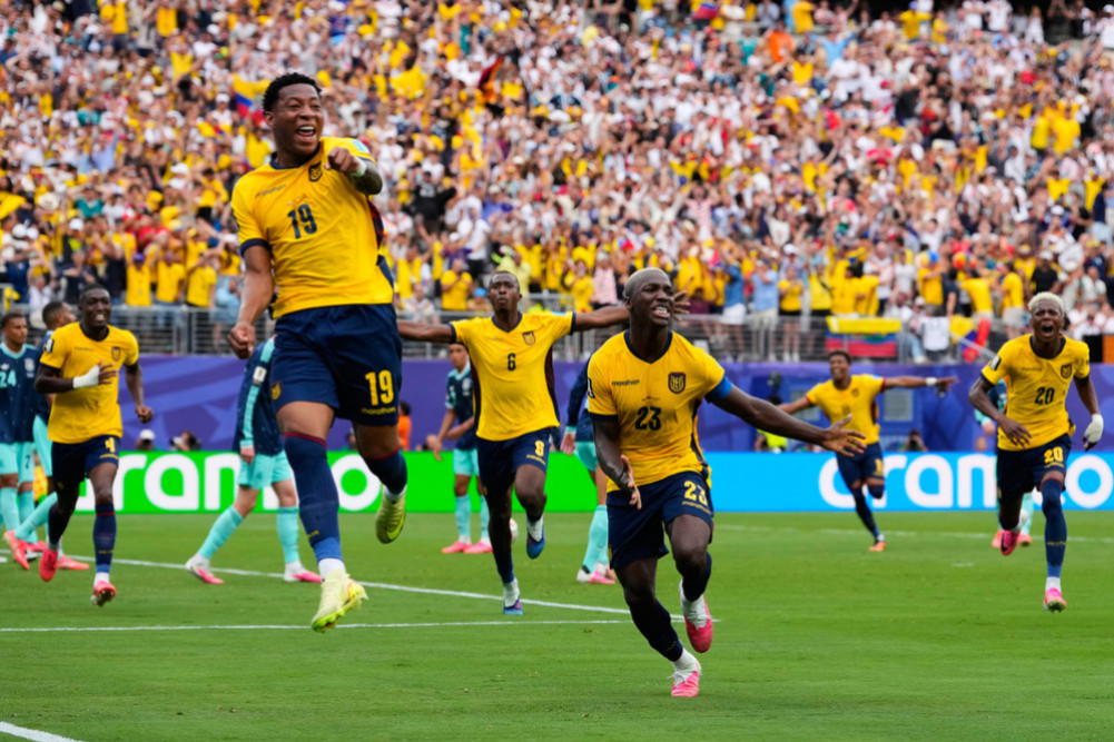 Ecuador in immense joy