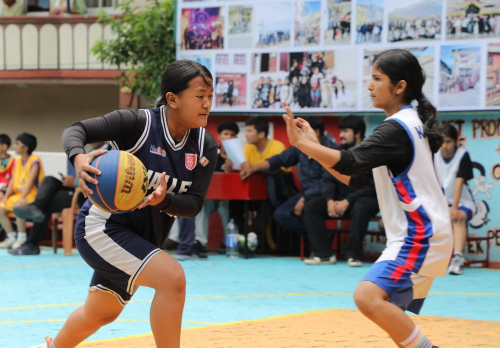 Three-by-three basketball begins