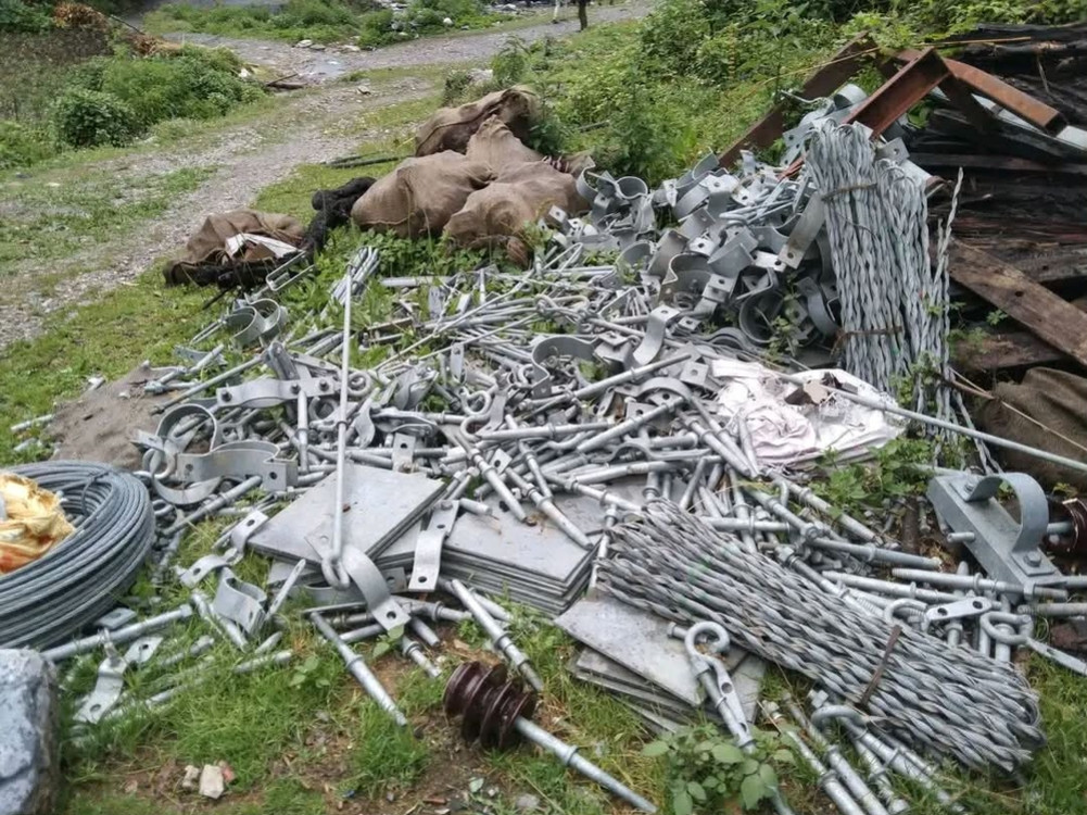 There is no electricity in the village, residents of Dora have been paying electricity bills for two years