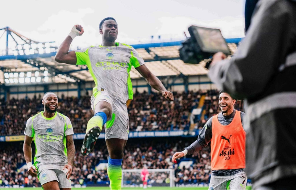 City increasing pressure on Arsenal