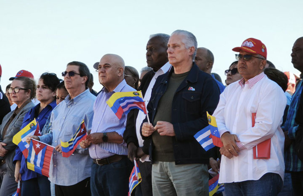 US intervention in Latin America 'unacceptable': Cuban president takes to the streets in support of Venezuela
