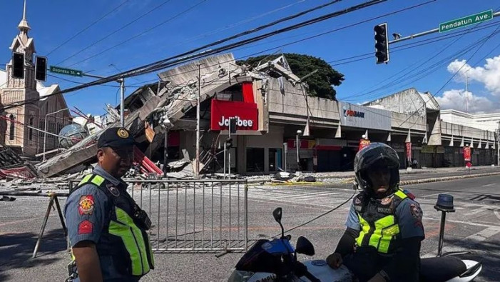 At least 19 confirmed dead in Philippines earthquake