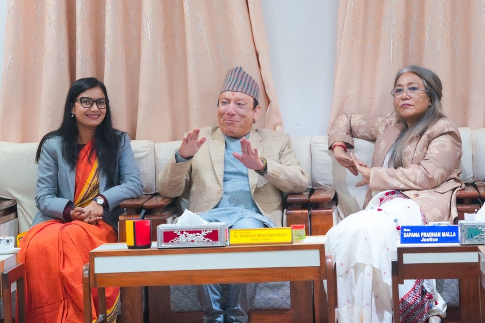 Law Minister Gautam welcomed to Supreme Court