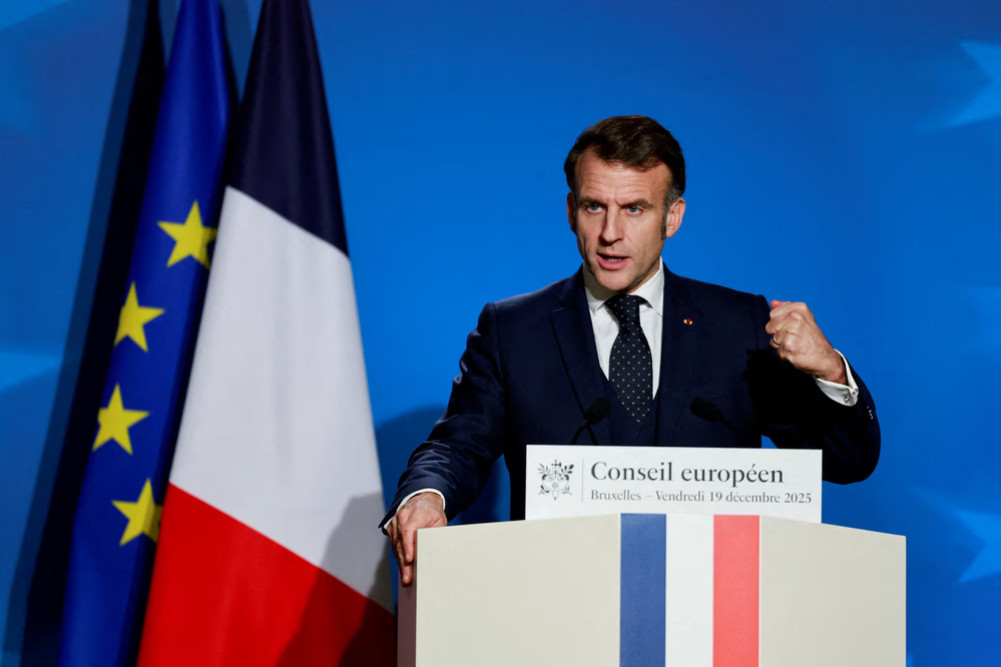 France begins preparations to keep children under 15 off social media