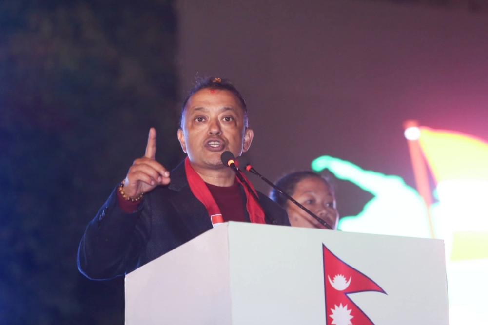 Congress takes lead in five seats