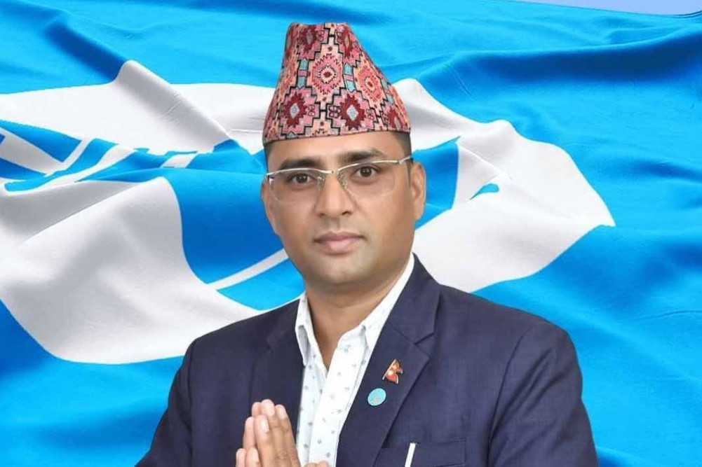 Who is Gyanendra Singh Mahata of the Rashtriya Swayamsevak Sangh (RSS) who won by a wide margin in the former Home Minister's writer's constituency?