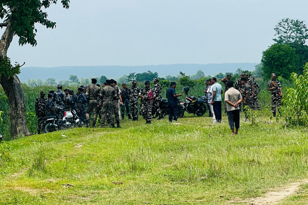 Indian SSB obstructs construction of embankment in Susta