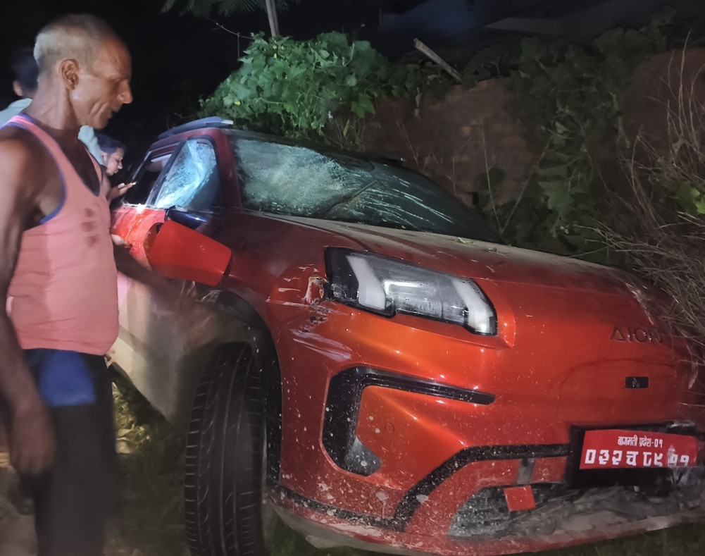 One person dies in car accident in Siraha