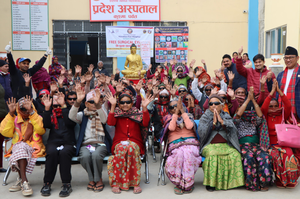 Over 900,000 foreigners receive eye treatment in a year
