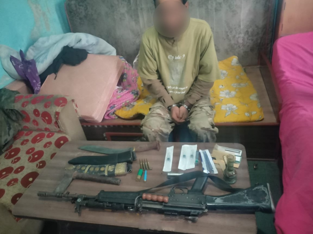 One person arrested with INSAS rifle from Bhaktapur