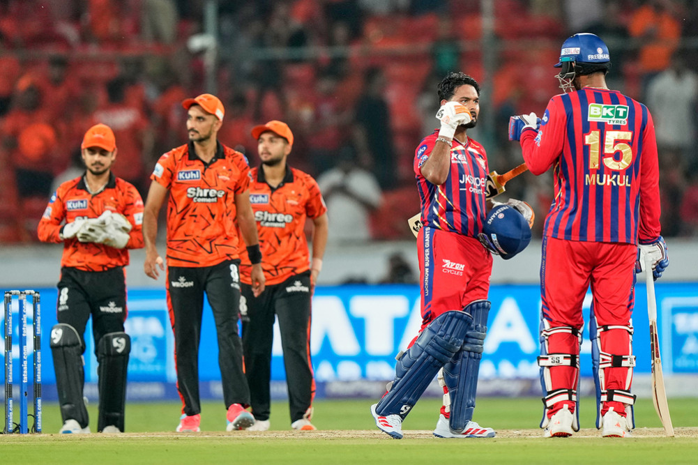 Lucknow won in the last over