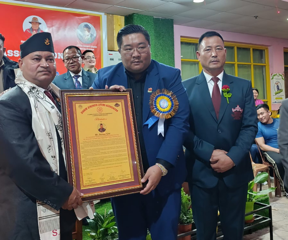 Jeevan Giri awarded the title of 'Iron Man of Nepal'