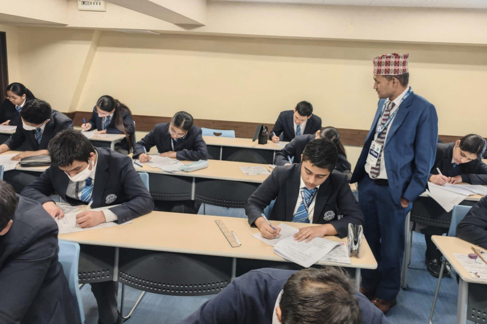 23 students from Japan taking SEE