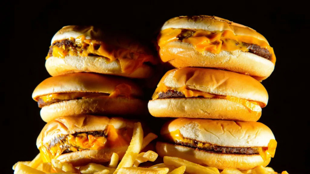 Junk food advertising banned in Britain