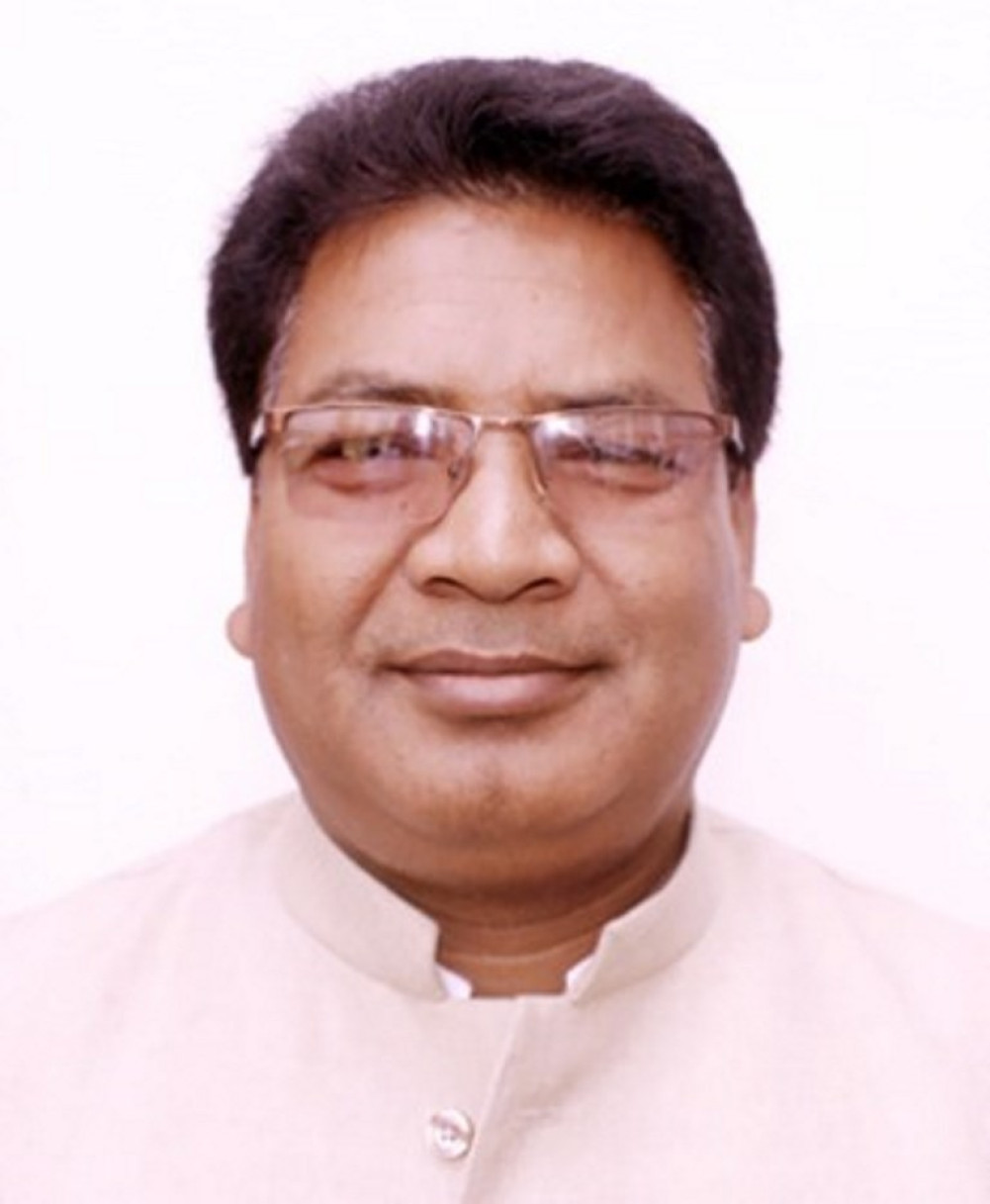 Supreme Court issues interim order not to blacklist Kishori Sah's name