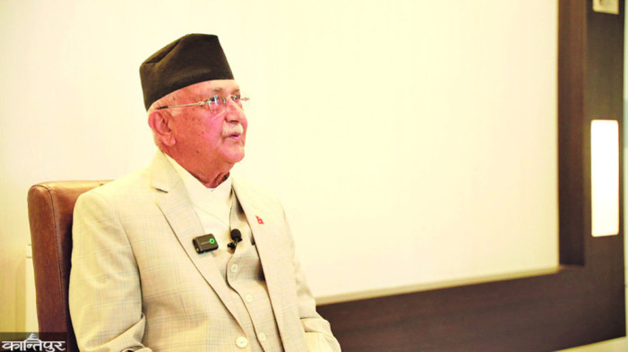 UML Chairman Oli faces defeat, trailing by 40,525 votes