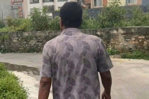 Permission to detain a man for 5 days for exposing his private parts in a public place