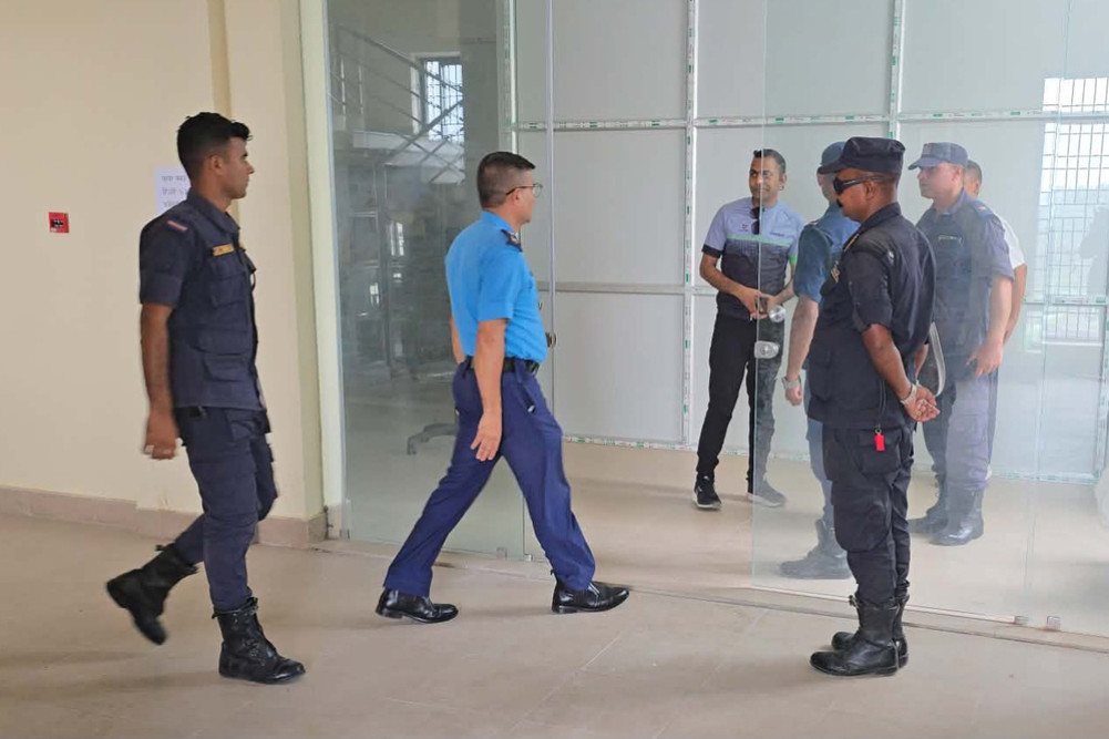 Tax officer at the Internal Revenue Office Lahan arrested with a bribe of 500,000
