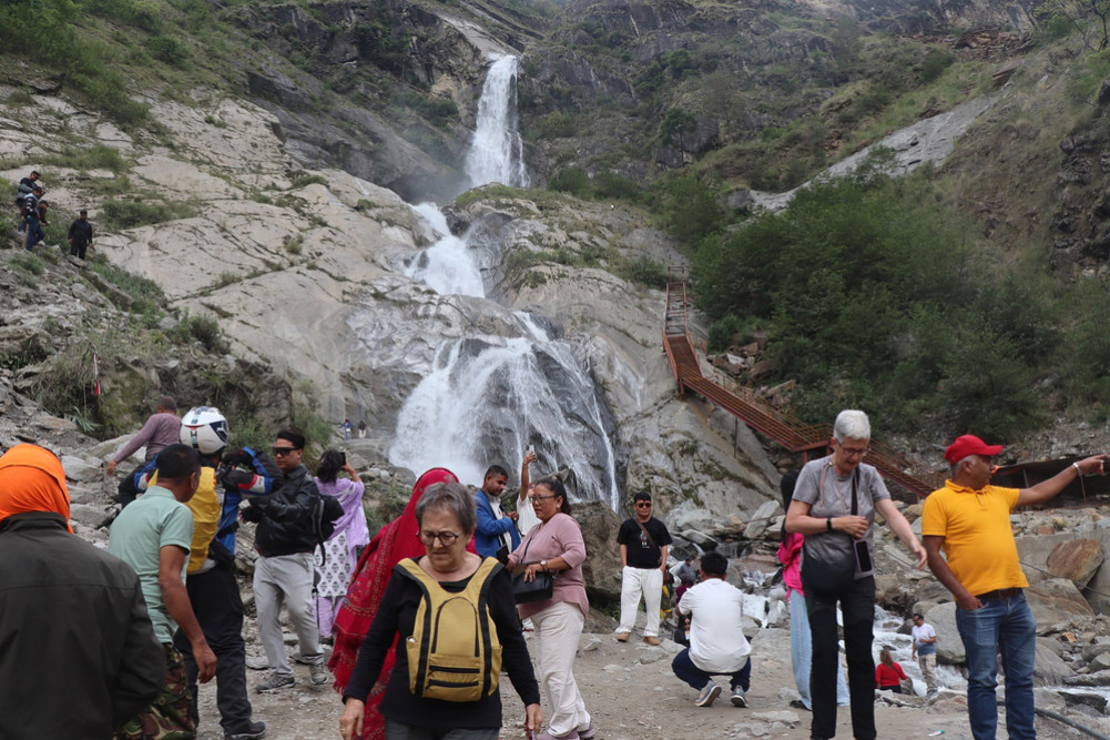 More than 700,000 tourists visited Mustang in 11 months