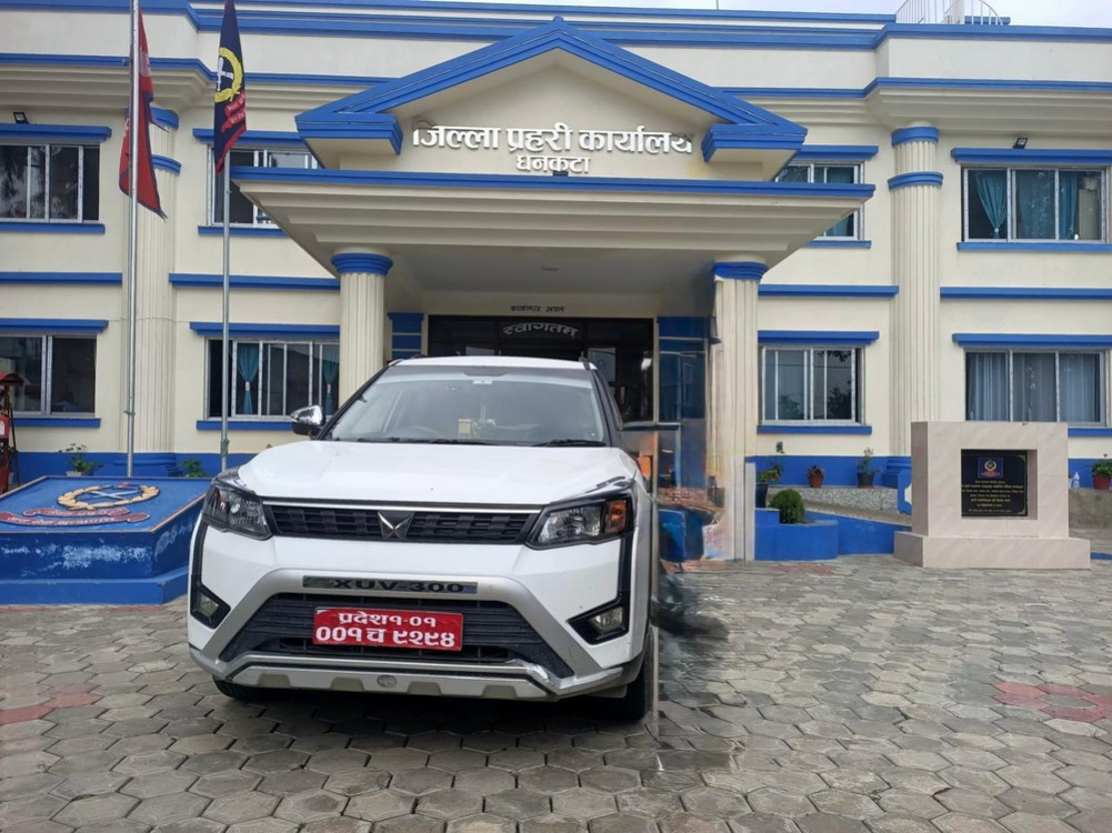 Driver arrested with Indian car with fake Nepali number plates