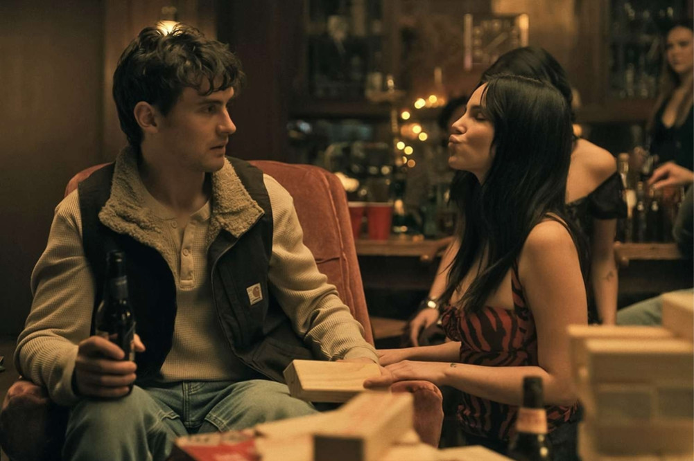 The 'Obsession' that is shaking the world, is there anything like that in the film?