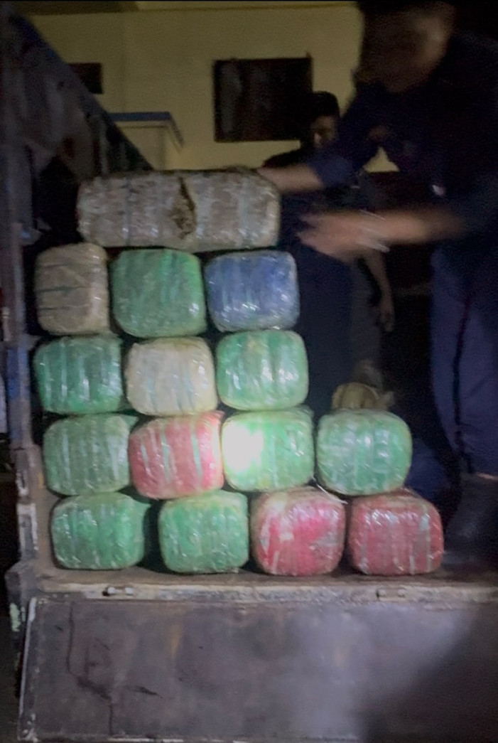 2 arrested with 109 kg of marijuana