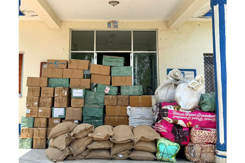 Goods worth over Rs 3.2 million seized from Rajahar without invoices