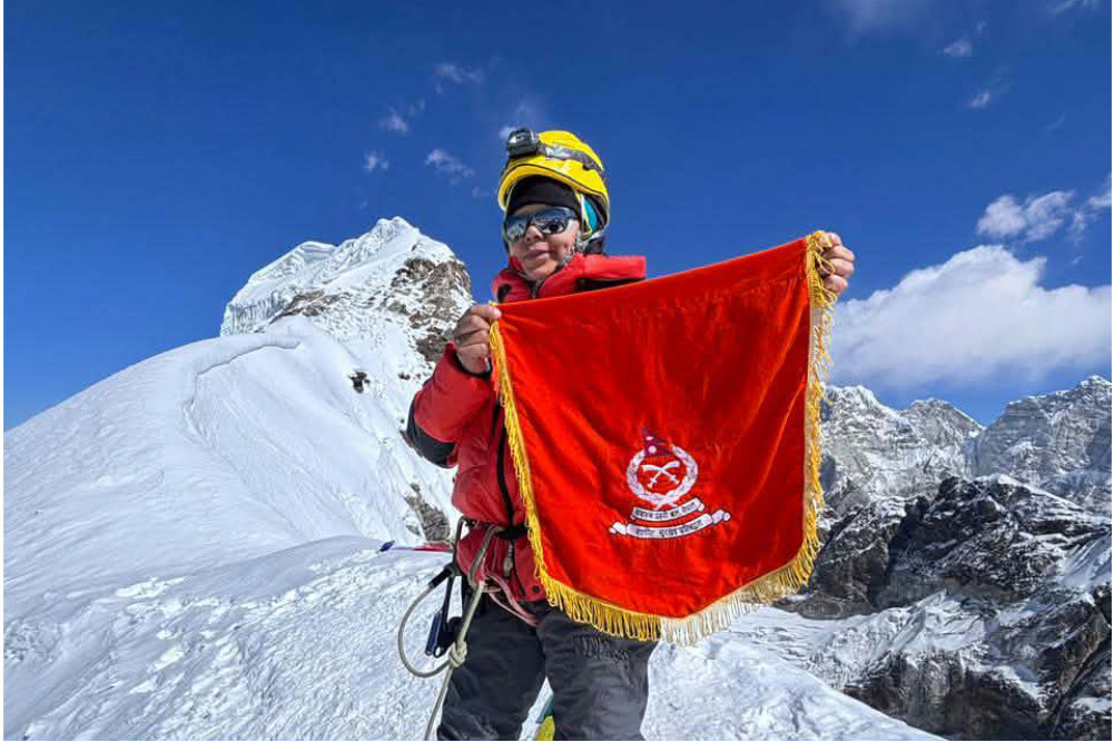 Armed Forces ASI Nim Diki Sherpa climbs Lobuche Himal