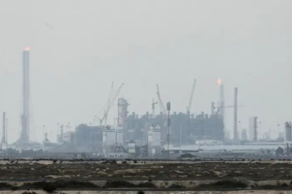 Iran retaliates after Israel attacks largest gas reservoir, causing major damage to Qatar