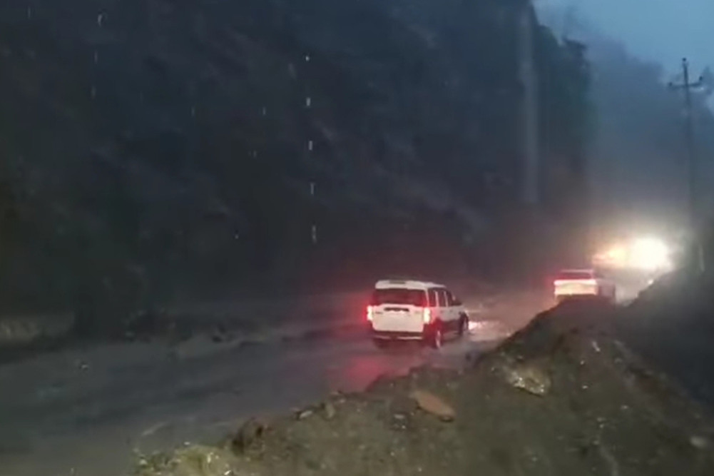 Landslide on Narayangadh-Muglin road, traffic stopped