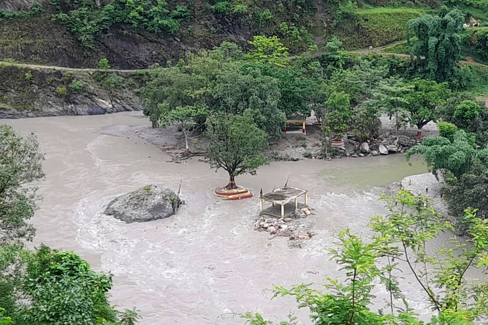 Floods inundate Shaligram Shila, ban on darshan and worship