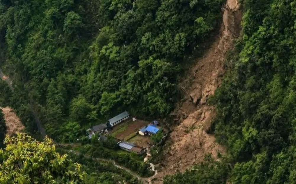 Continuous rains put settlements in Silichong at high risk of flooding and landslides