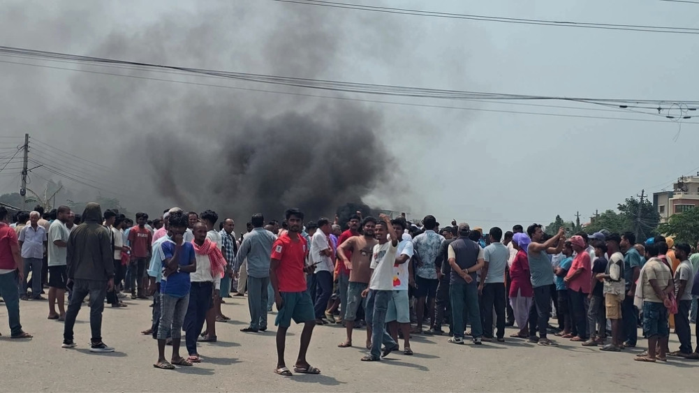 Protest in Siraha demanding restoration of small customs