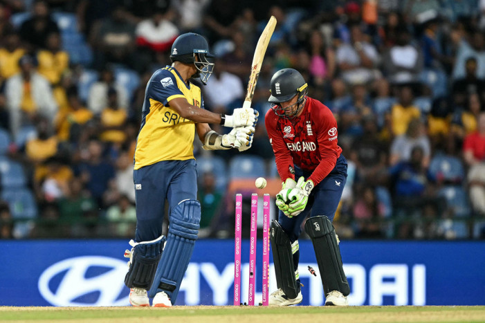 Sri Lanka lost to England, all out for 95 runs