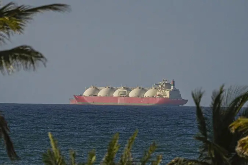 Iran tightens security surveillance in Hormuz