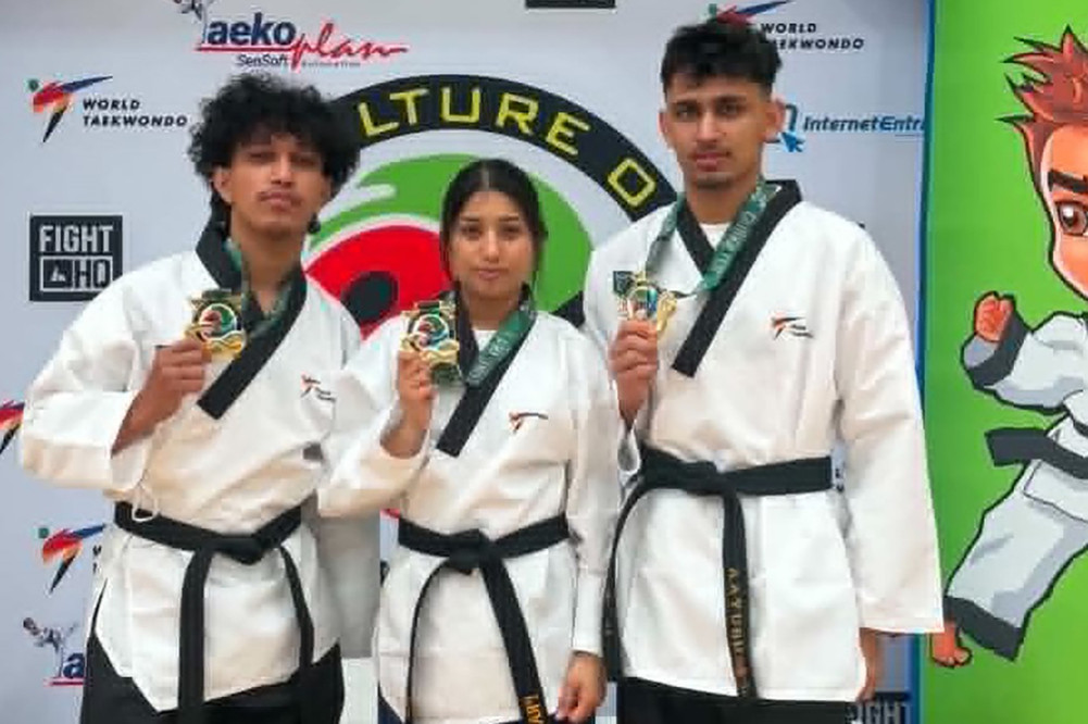 Medals for three taekwondo players